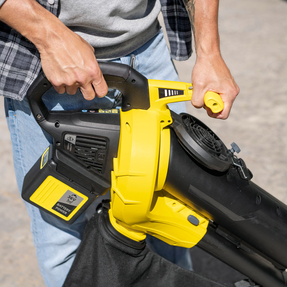 Produktabbildung: Kärcher - BLV 36-240 ohne Akku und ohne Ladegerät
